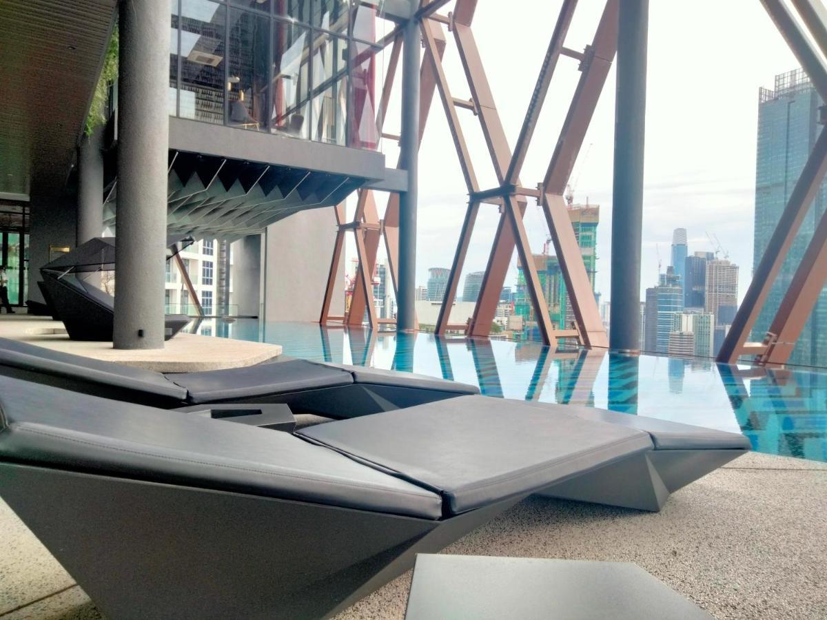 Scarletz Suites Klcc I Homebrickz كوالالمبور المظهر الخارجي الصورة