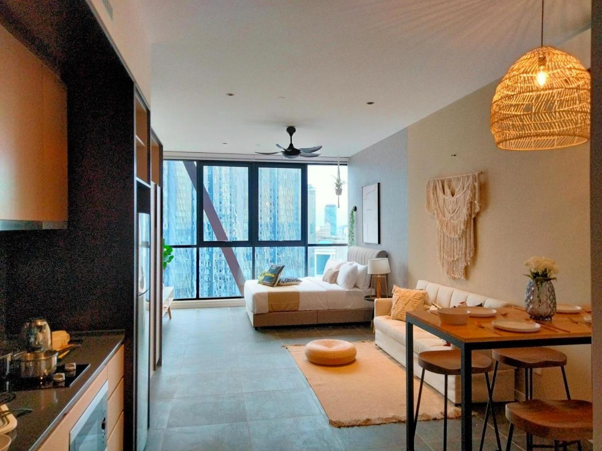 Scarletz Suites Klcc I Homebrickz كوالالمبور المظهر الخارجي الصورة
