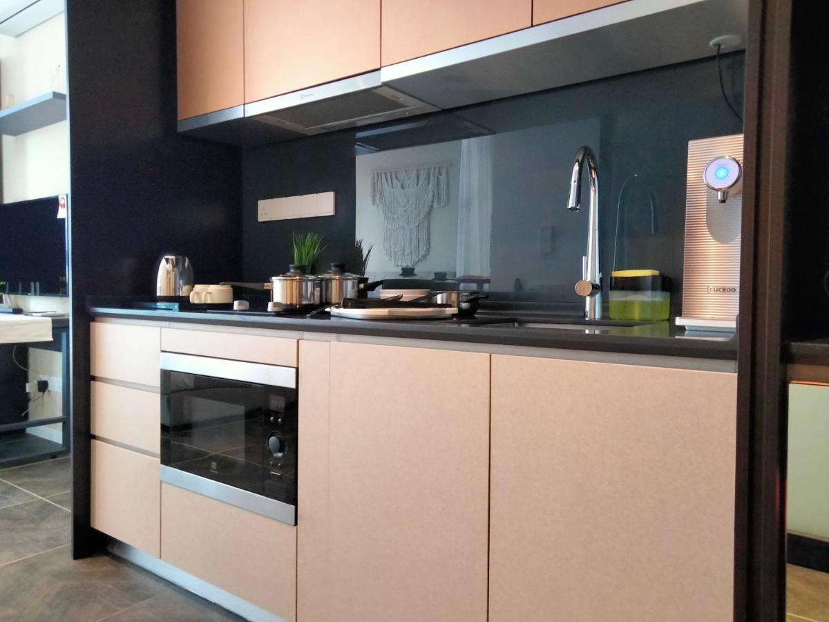 Scarletz Suites Klcc I Homebrickz كوالالمبور المظهر الخارجي الصورة