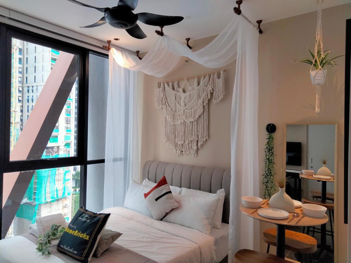 Scarletz Suites Klcc I Homebrickz كوالالمبور المظهر الخارجي الصورة